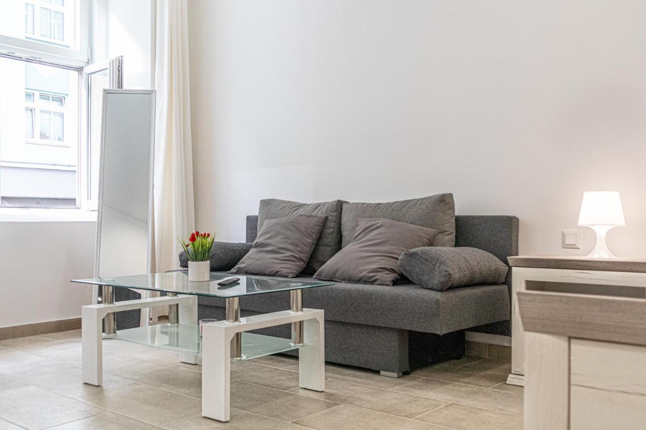 Homelike 2Br Apt Near U1 Reumannplatz - 9 Min To Center Bécs Kültér fotó